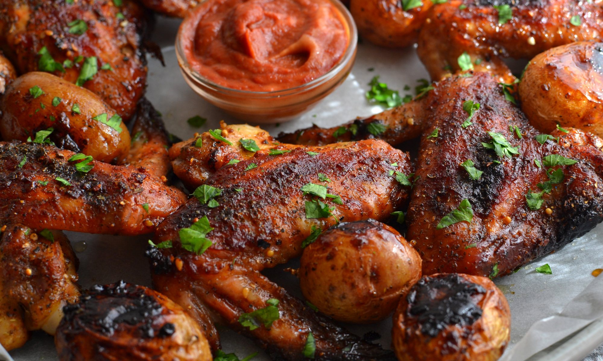 Острые куриные крылышки в медовом соусе